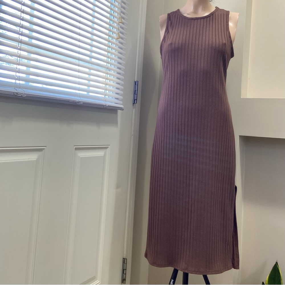 Olivia Rae Women Sleeveless Ribbed Midi Dress in Coco Brown